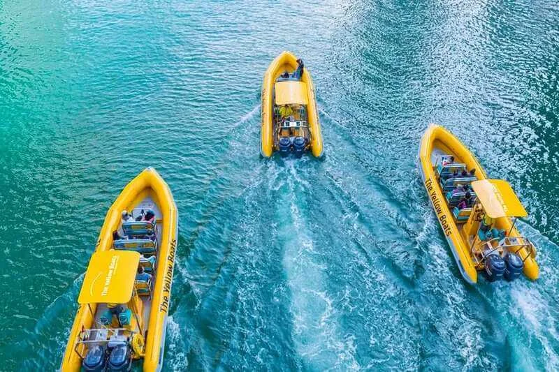 1582626134_dubai_yas_boat3_kl.png